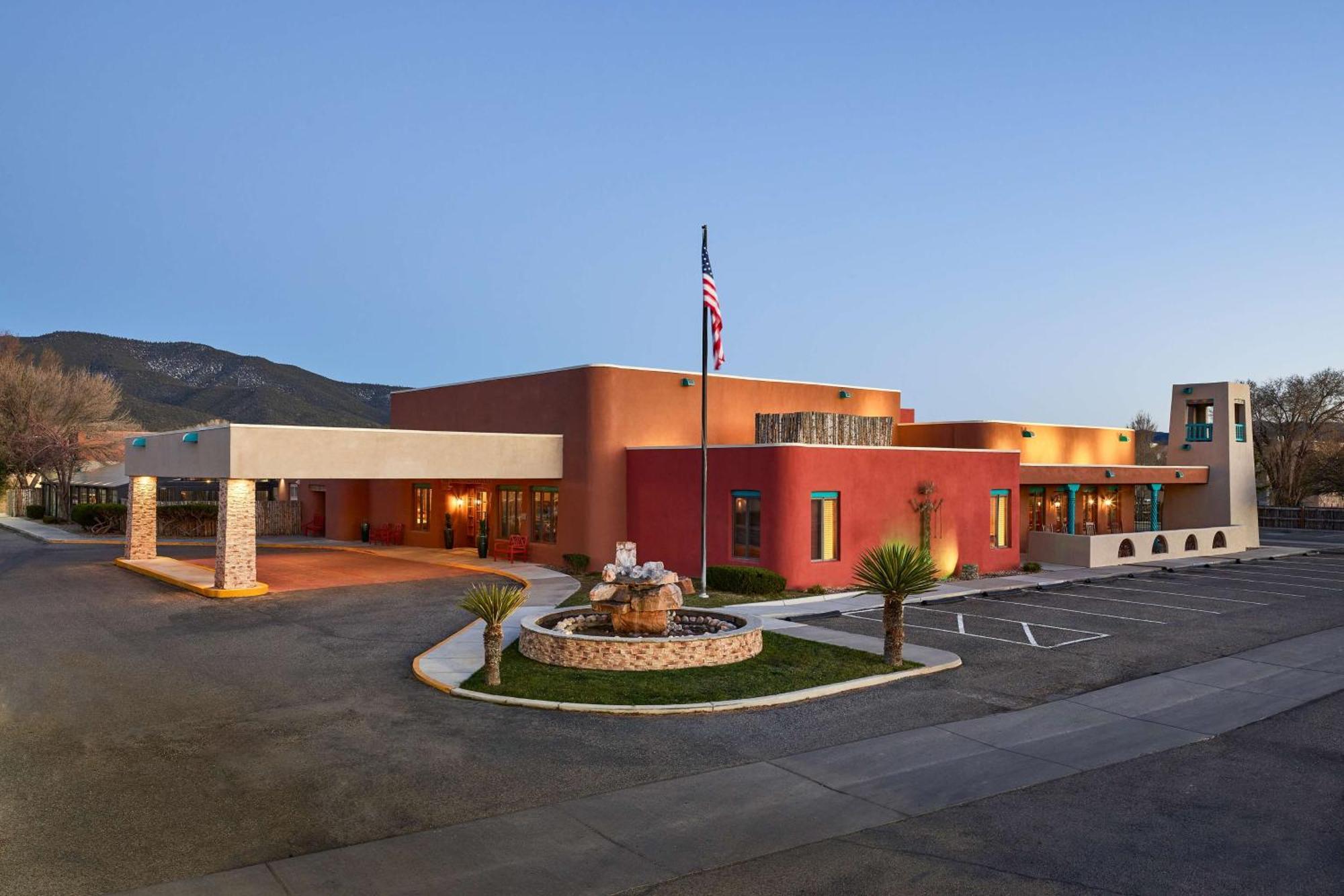 Hilton Tapestry Collection, Hotel Don Fernando De Taos Exterior photo
